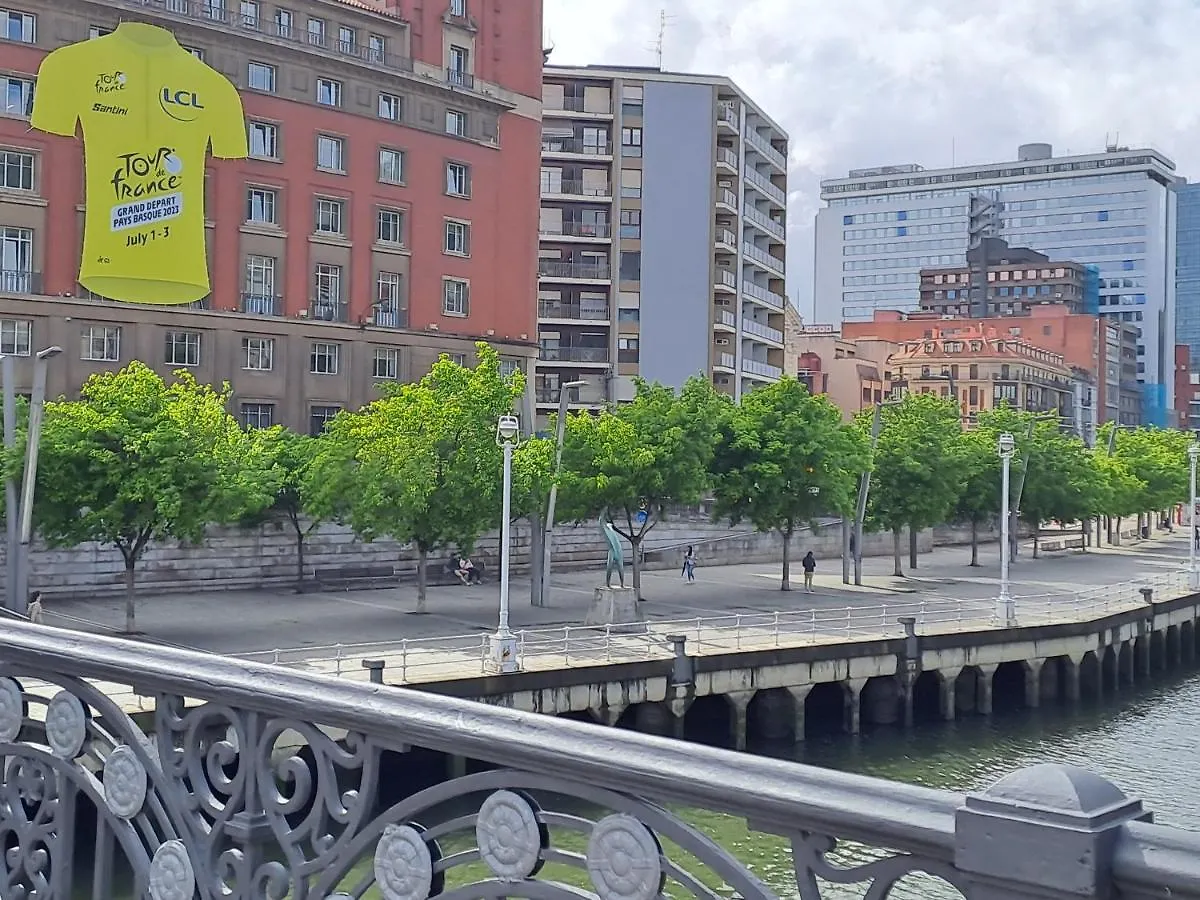 Apartment Apartamento En El Centro Con Garaje Directo. Bilbao